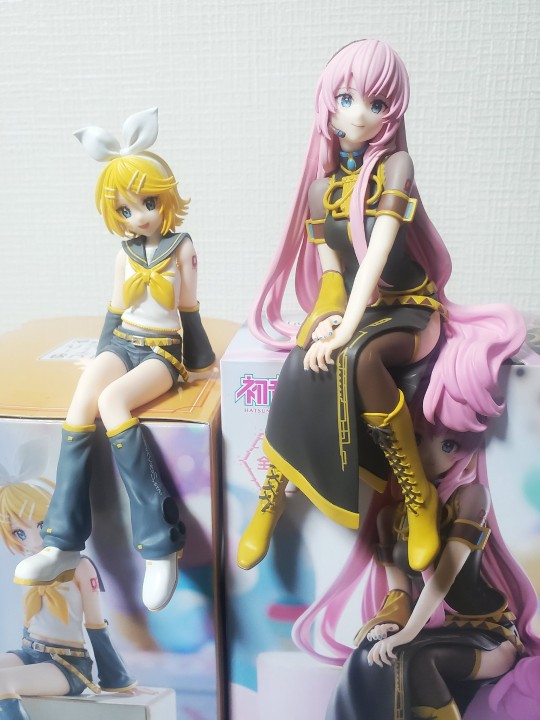 【大货】FuRyu 初音未来系列压泡面人偶ー巡音流歌ー 返图搬运