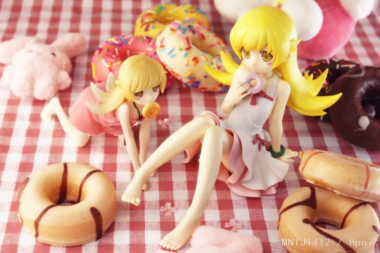 忍野忍  悠闲时光  眼镜厂景品  物语