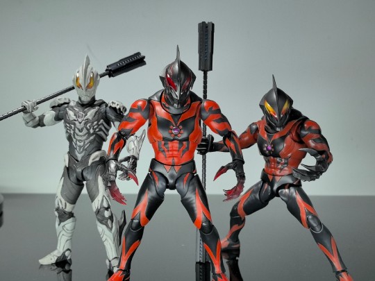 贝利亚实名表示赞赏