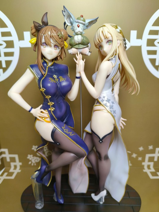 phat 莱莎&科洛蒂亚开箱