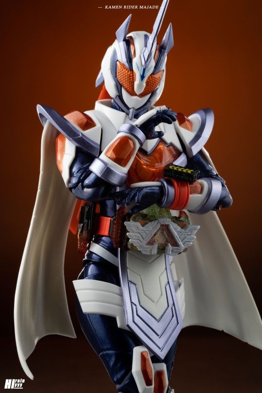 假面骑士玛洁德·炎阳独角兽