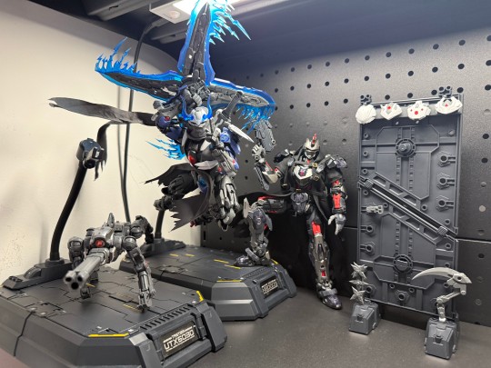 孤影和塔斯提尔