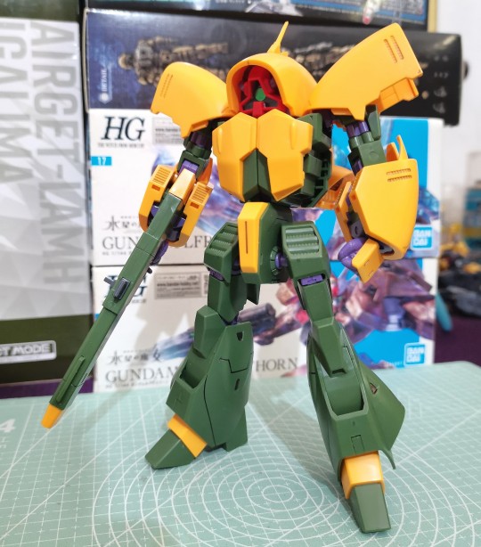 HGUC 亚希玛