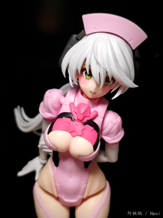 白毛小护士，可可爱爱