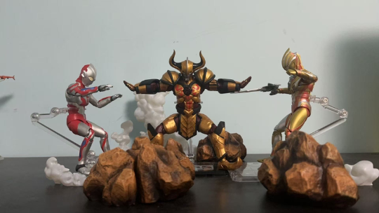 越看越喜欢金牛这个玩具哈哈