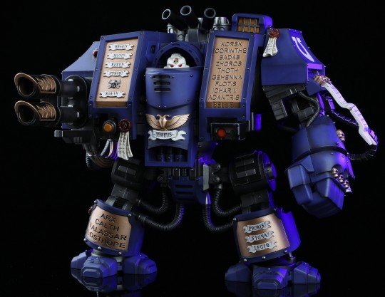 JOYTOY暗源 战锤 极限战士神圣无畏机甲