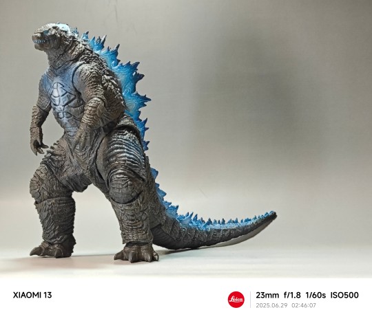 原本的真的好难看好突兀