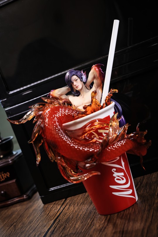 在炎炎夏日里🥤将冰镇汽水和你一饮而尽