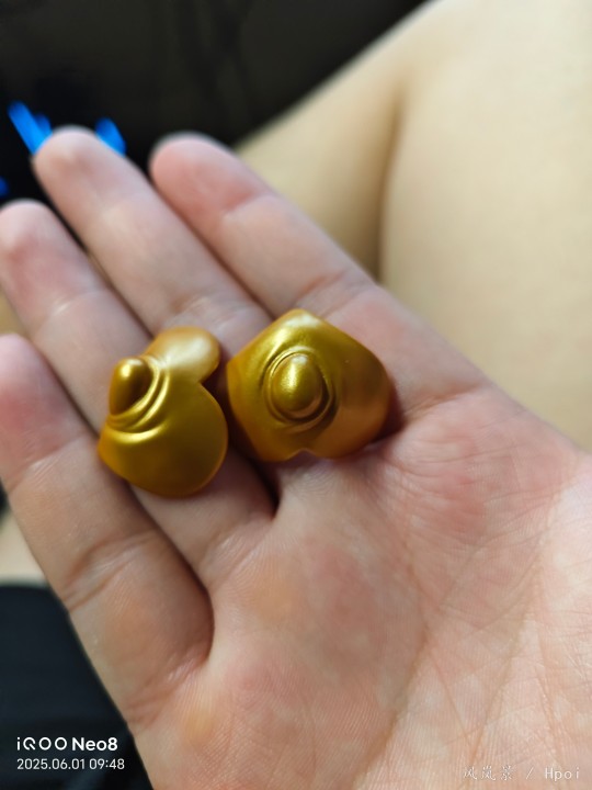 刚收到货，来点快评——大乳晕黑皮烧鸡