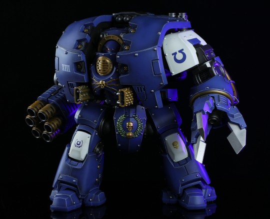 JOYTOY暗源 战锤 极限战士利维坦无畏机甲