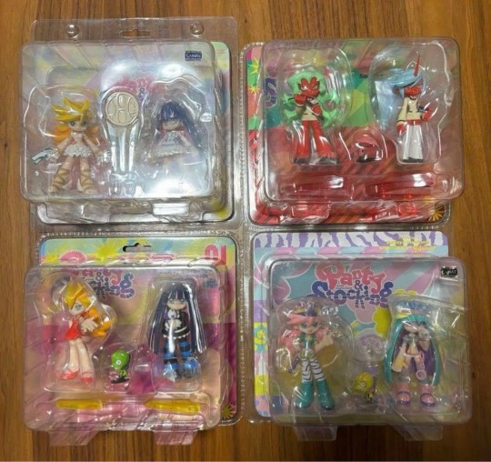 转载吊带袜天使四个版本twin pack