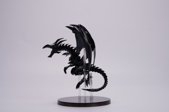 游戏王怪兽之决斗 真红眼黑龙玩偶拆箱记录