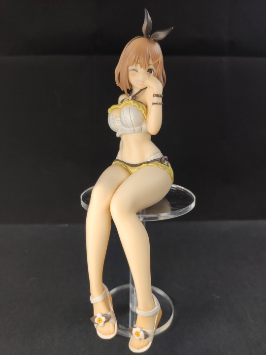 入柜补照-莱莎琳·斯托特