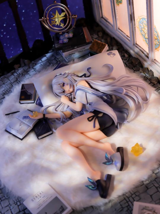 卡拉彼丘 ~ 在天文台学习到深夜的少女 (✿◡‿◡)