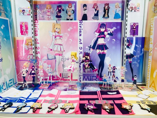 转载2.5次元的诱惑天使空降队一番赏赏品实物图