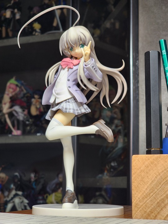 奈亚子已经好多年没出过制服版手办