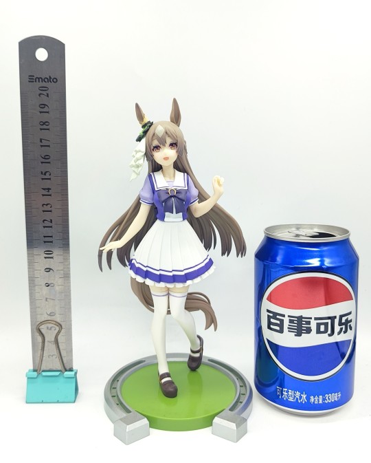 眼镜厂   赛马娘 里见光钻