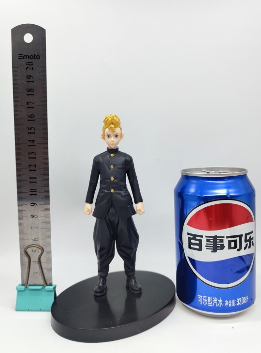 眼镜厂   东京复仇者  花垣武道