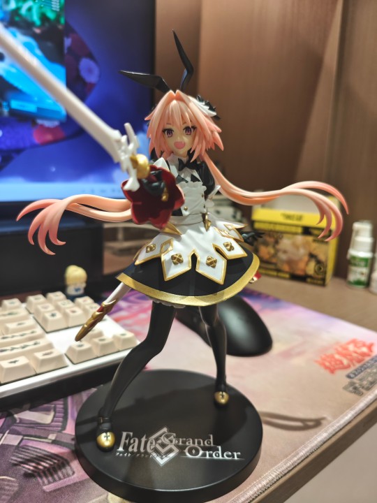 修了一下双马尾