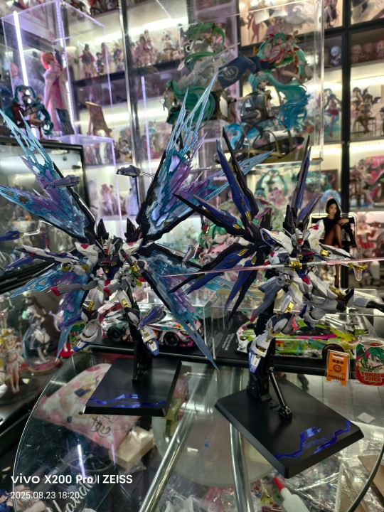 叶婷峰少手办收藏之491-强袭自由2024双摆-