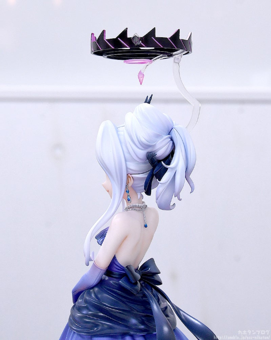 这缝感觉有点夸张了