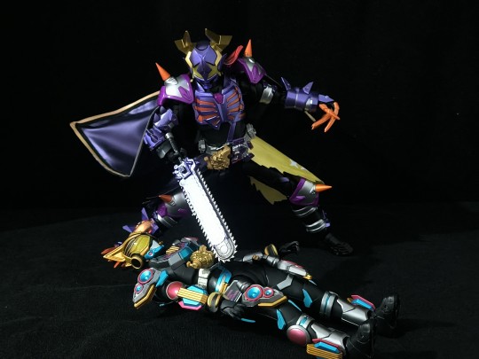 大角牛勇敢向前