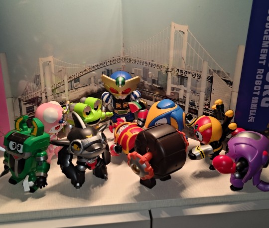 橘猫工业，QOSMOS，铁甲小宝线