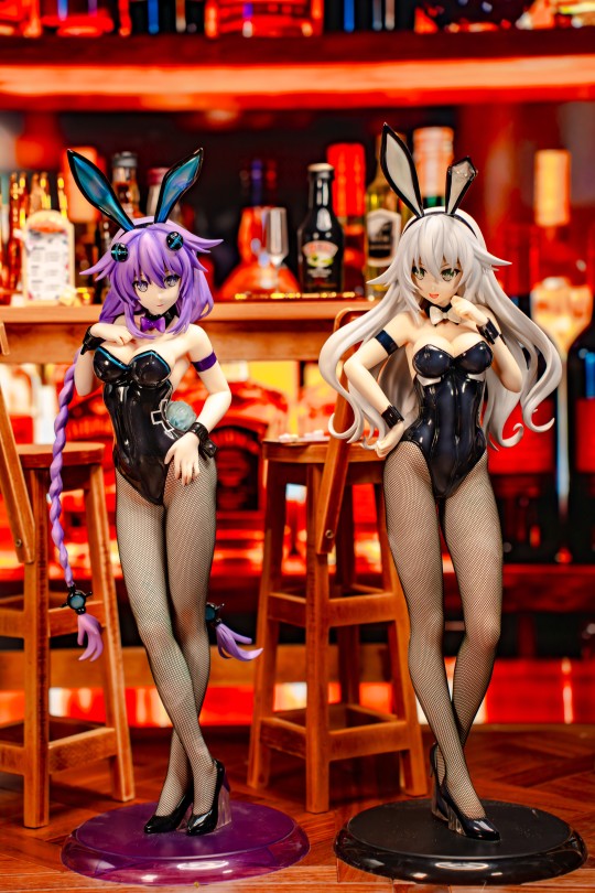 《超次元BUNNYs》FREEING 海王星兔女郎系列