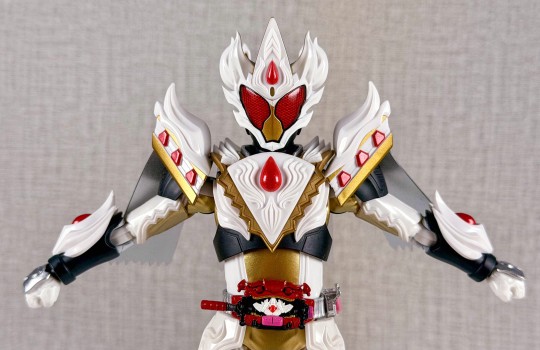 PB限定 SHF 假面骑士加布 蛋糕王形态