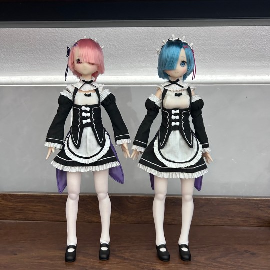 比某唐晚了一个月的喵屋定的拉姆也到了，发饰直接改成磁吸（