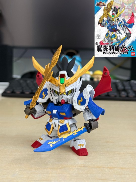 万代 sd 真 龙装刘备