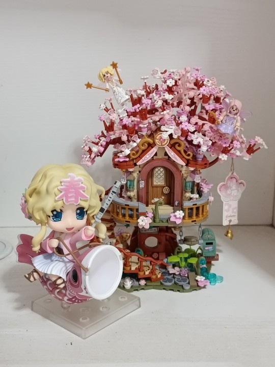 虽然不认识，但是挺可爱的