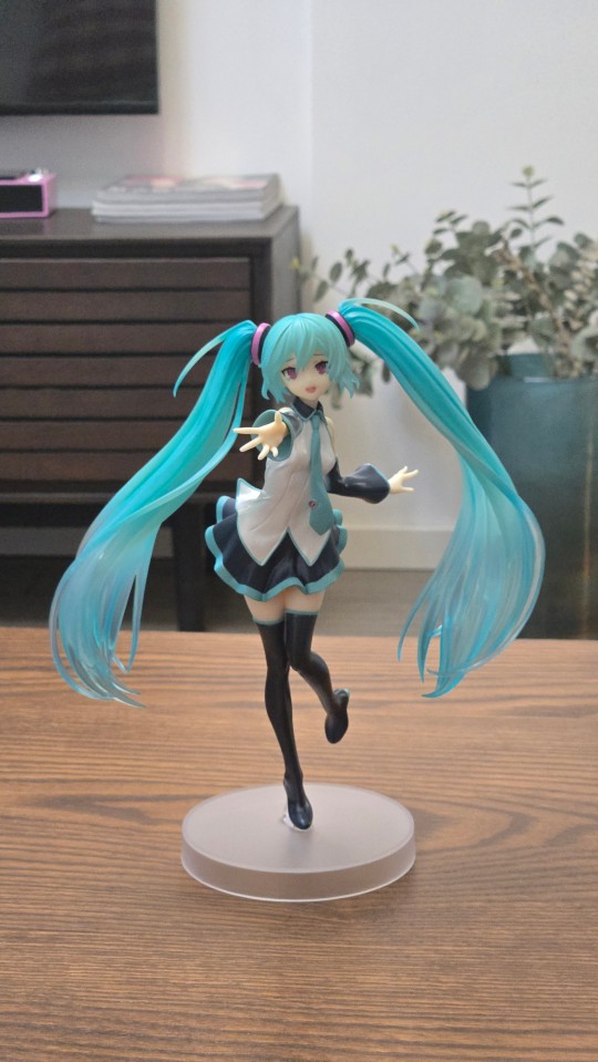 终于在wf买到老匹的miku了