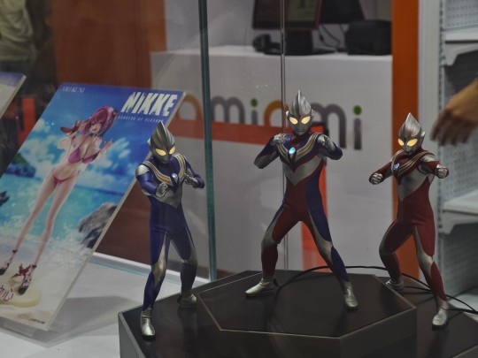 wf返图，强迪窥视孔疑似没改