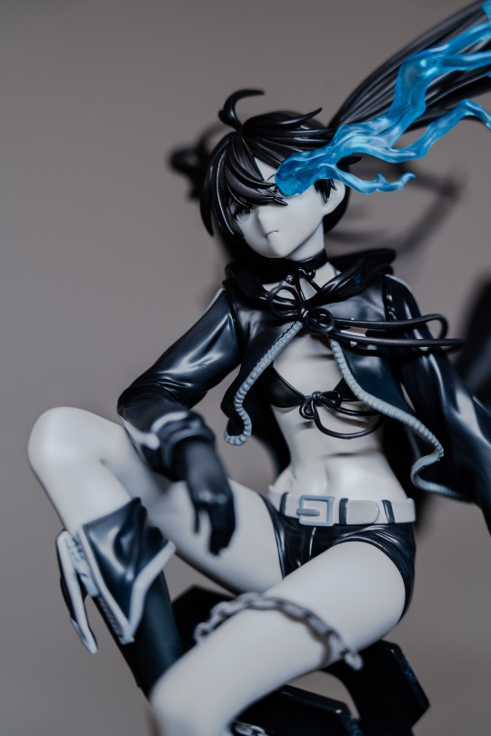 我勒个黑岩柜霸