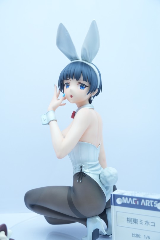 WF 桐东美穗子 展图