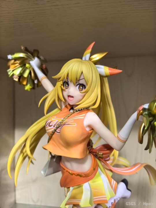 女王第一美丽智慧可爱（星星眼）