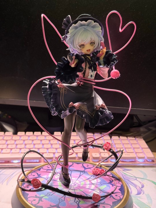 我现在就在你身后哦！