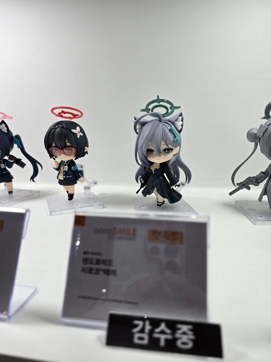 【展品】良笑 粘土人 蔚蓝档案 白子＊恐怖 返图搬运