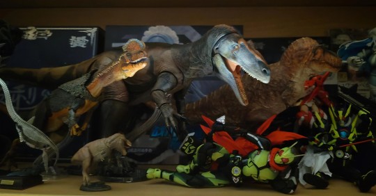 1/18的詹氏异特龙