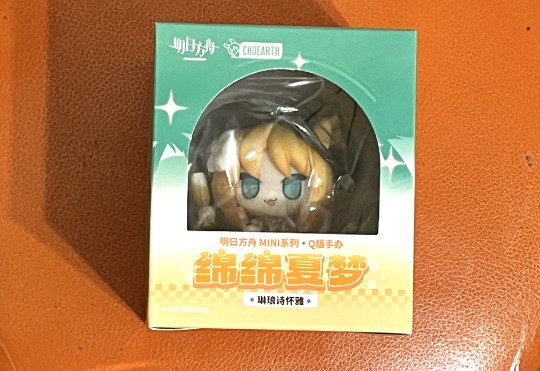 明日方舟 MINI系列 绵绵夏梦 手办-【琳琅诗怀雅款】开箱
