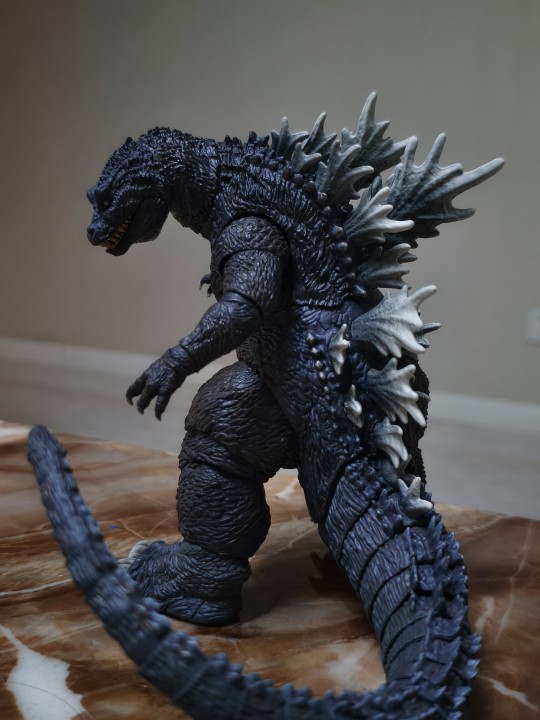 海雅2001白目哥斯拉