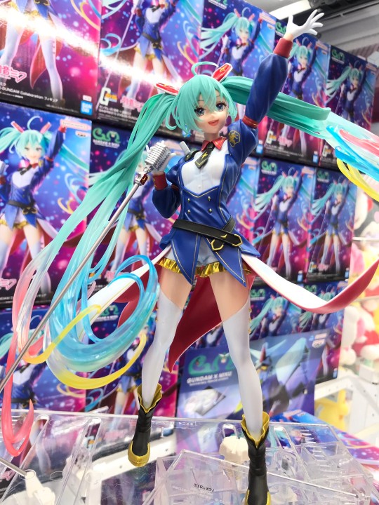 【大货】眼镜厂 高达45周年联名初音未来BPEV返图搬运