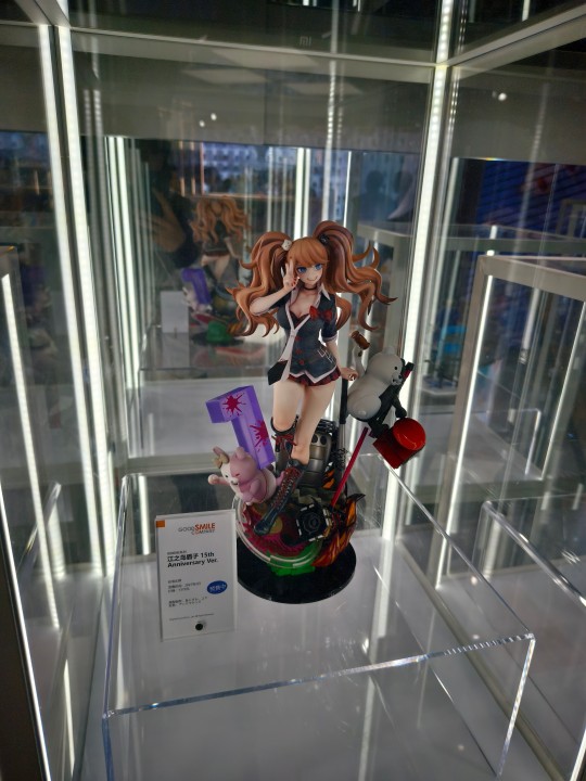 上海百联里拍的（随手拍的qwq）