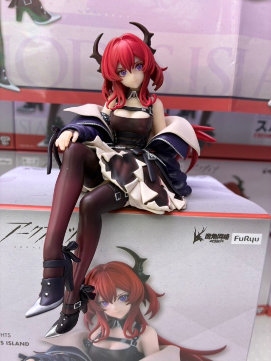 【大货】FuRyu 明日方舟 压泡面人偶 史尔特尔 返图搬运