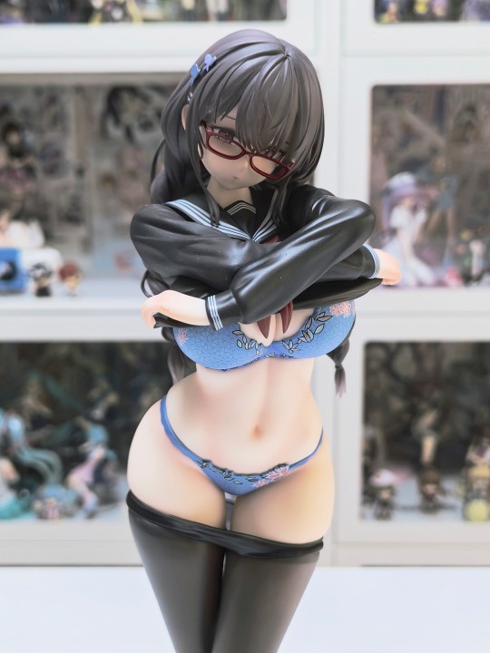 不想上体育课？的眼镜妹