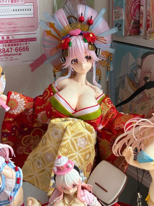 超级索尼子和服日本人形款