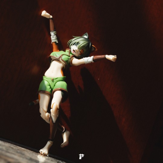 【2025 PAH模型摄影联赛】睡醒了喵