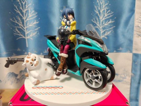 ALTER 摇曳露营△ 志摩凛 三轮摩托