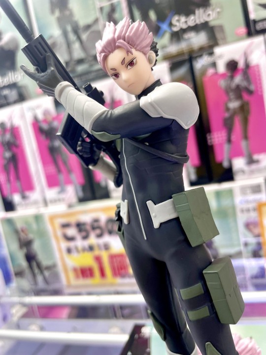 转载世嘉XStellar 怪兽8号 鸣海弦景品大货实物图